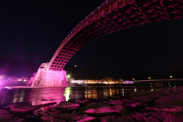 Obraz premium 『錦帯橋と桜』ライトアップ桜 山口県岩国 夜サクラ #日本観光 Kintai Bridge 