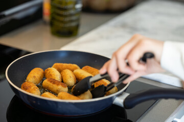 frying croquettes with olive oil