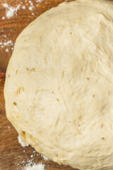 Round White PIzza Dough with Flour