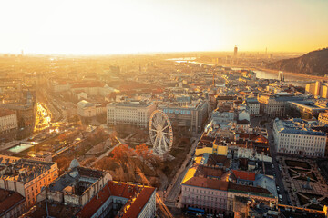 Fototapeta premium View of Budapest in the rays of setting sun