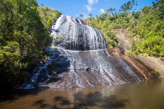 cascata cachoeira v&eacute;u de noiva Morro da Igreja Urubici Serra Catarinense Serra Geral Santa Catarina