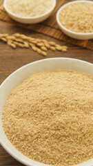 米ぬか｜白米と玄米と稲穂