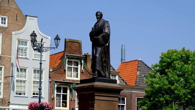 Statue of Hugo Grotius in Delft.