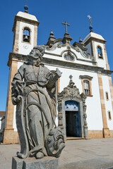 Obraz premium Congonhas, Brazil - May 2, 2024: The Sanctuary of Bom Jesus de Matosinhos, adorned with sculptures by Antônio Francisco Lisboa, the Aleijadinho, work known as 12 Prophets