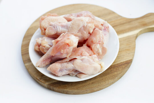 Fresh raw chicken wings (wingstick)