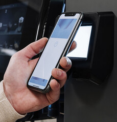 Mobile payment at a contactless terminal
