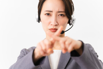 若い女性のオペレーター　ビジネスイメージ