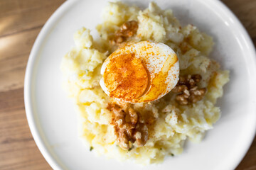 The Atascaburras o brandada is a dish typical of Spanish cuisine made with cod, potatoes, garlic, and eggs