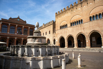 Fototapeta premium Piazza Cavour, città di Rimini, Emilia Romagna