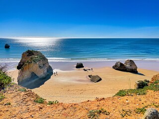 Algarve beach, morning. Portimao. Sun and ocean. relaxation and pleasure © segjiole
