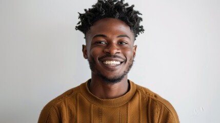 Obraz premium Smiling Young Man in Sweater