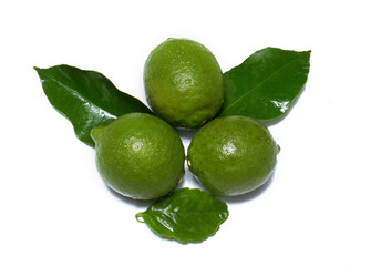 Fresh Limes and Green Leaves Arrangement Highlighting Natural Vibrancy and Citrus Freshness