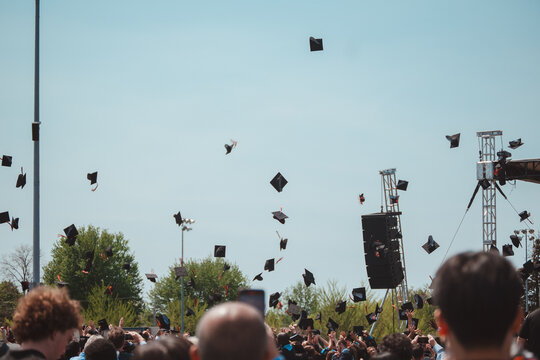 toss of graduation caps