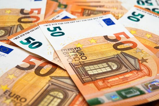 Un tas de billets de 50 euros