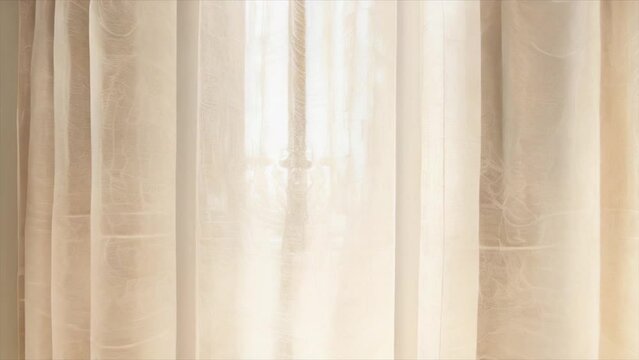 Fundo com cortina bege e luzes por tr&aacute;s.