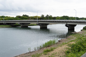 Fototapeta premium 地方の老朽化した橋