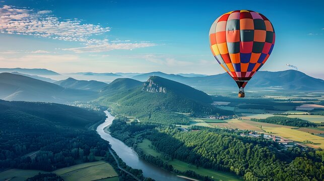 空に浮かぶ気球