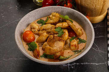Thai Tom yum soup with chicken
