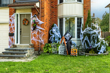 Burlington, Ontario, Halloween decorations for seasonal holiday