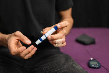 Using a glucose meter for blood sugar testing