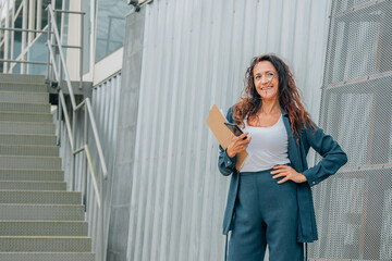 business woman outdoors, business people