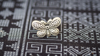 Luxury handmade hill tribe silver jewelry for lady