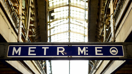 Fototapeta premium Metro station sign out of focus