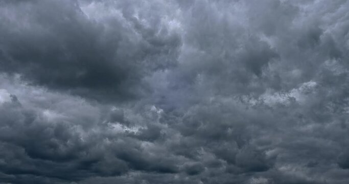 59.94p Time-lapse Grey Clouds. Dramatic Overcast Cloudy Sky. 4K 60 fps 10-bit