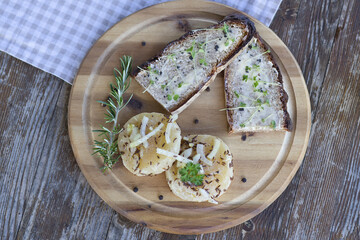 Handkäse mit Musik und Brot