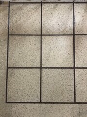 detalle de un viejo revestimiento granítico de un piso