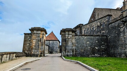 LANGRES (Haute-Marne)