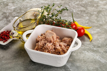 Canned tuna fillet for salad
