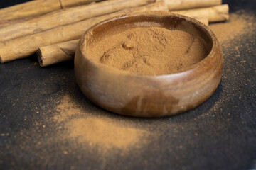 Cinnamon sticks for making cinnamon powder as spices