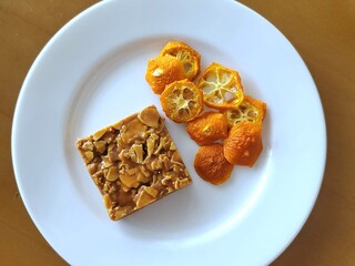 フロランタンとドライフルーツ