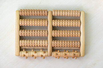 Wooden foot massage roller acupressure trigger point relax pain stress relief Shiatsu roller foot massager care tools for feet