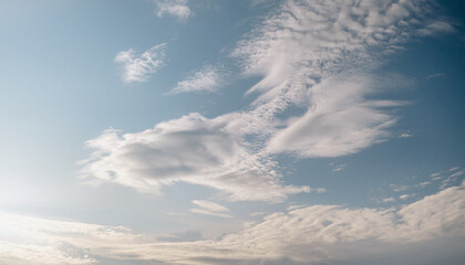 Naklejka premium 青空 白い雲 晴天 自然 爽やか 自由 希望 穏やか 広がり 無限 背景 