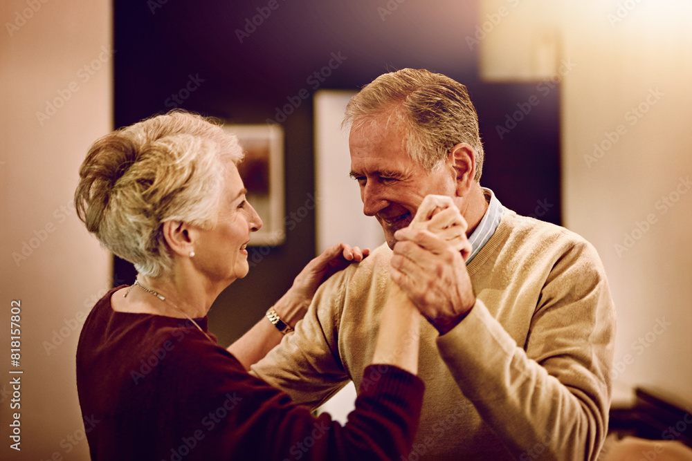 Poster Senior couple, happy and dancing in the kitchen to celebrate anniversary date, home and conversation. Cheers, smile and elderly man or woman bonding, together for love and marriage for happiness