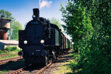 Alte Lokomotive -  Alte Dampflok - Old Steam Locomotive - Vintage - Train - Countryside - Railway - Railroad