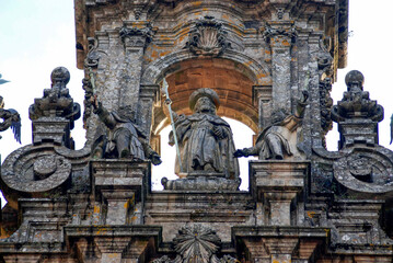 Obraz premium Spanien-Galizien-Santiago de Compostela. Figur des Apostel Jakob am Plaza de Obradoiro
