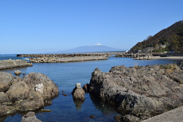 加茂海岸周辺の風景 ／...