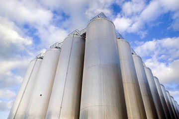 large steel tanks for conservation or production of drinks or chemicals products