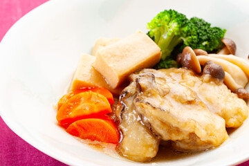 凍り豆腐と揚げ牡蠣のうま煮