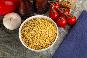 Dry ptitim heap in the bowl