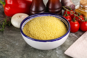 Raw dry wheat couscous grain