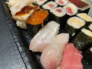 にぎり寿司の盛り合わせ