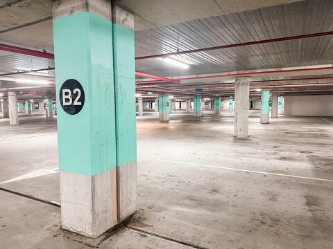 empty shopping centre car park
