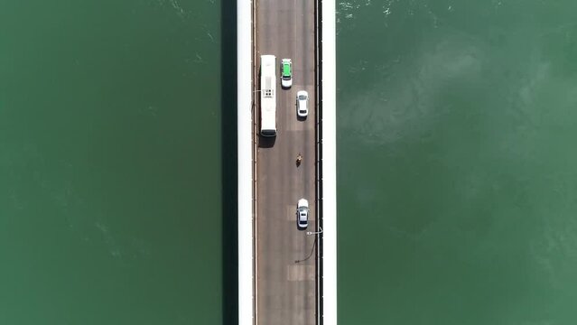 Videos feitos com drone da fronteira do Brasil com o Paraguai, as imagens mostram a Ponte da Amizade e A ciudad del este ou CIDADE DE LESTE e tamb&eacute;m a aduana da receita federal