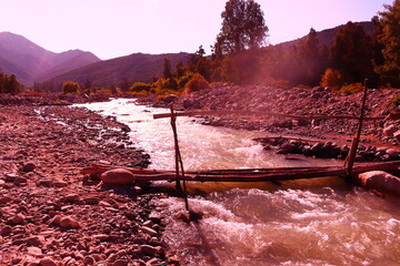 puente y rio