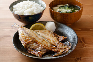 和朝食