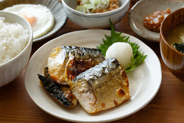 和朝食